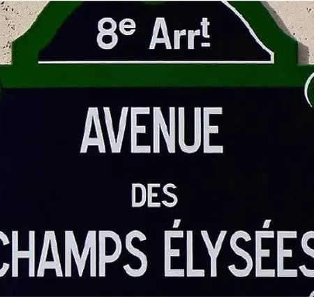 Apartment Champs Elysees Student *